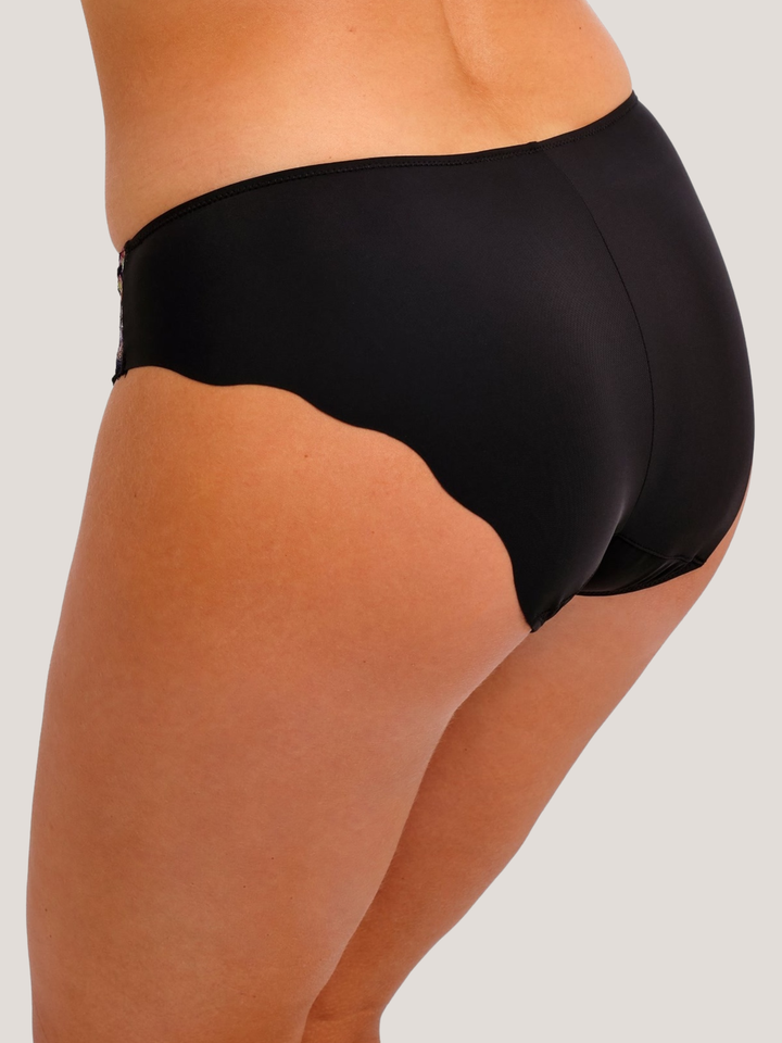 Braga Magdalena clasica negra